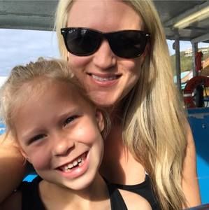 Meet your Posher, Sara